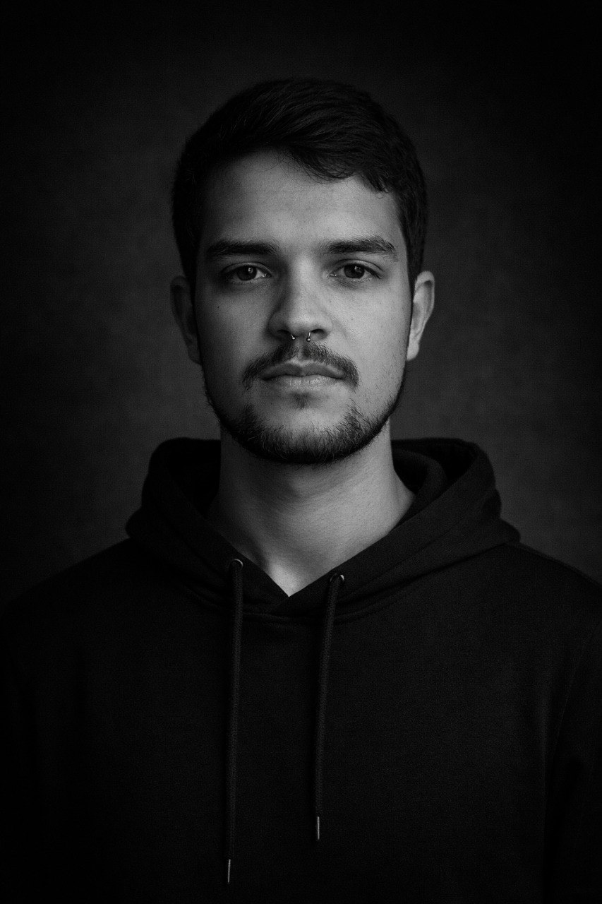 Yon, Web Designer